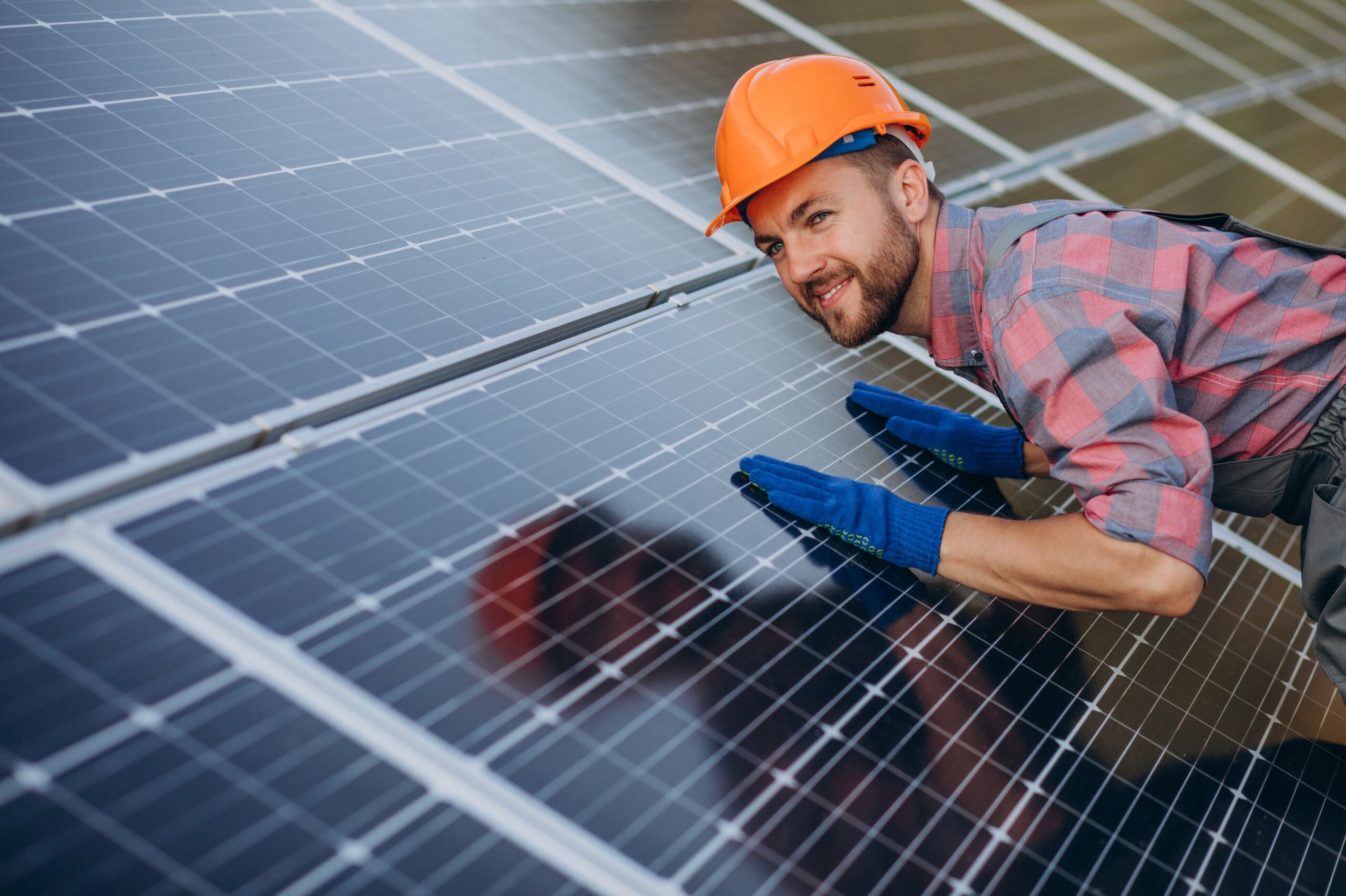 How to Clean Solar Panels: A Beginner Guide Learn Now In 10 Steps